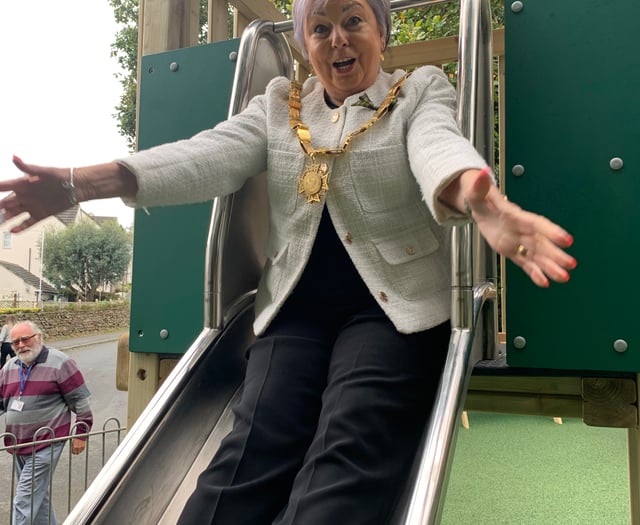 Regeneration of two play areas in Saltash complete