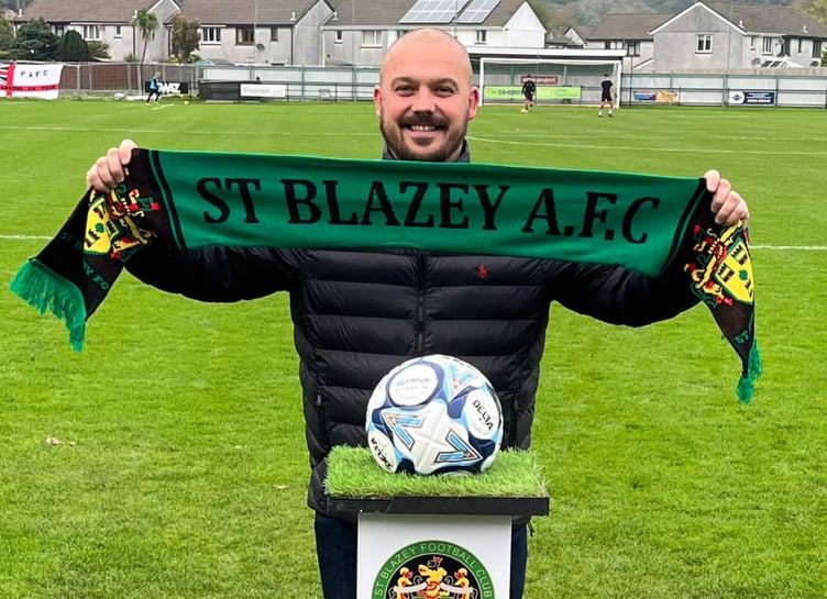 Lee Denton, who recently left St Day to take the top job at St Blazey, was in the dugout for the first time on Wednesday night for their Western League Premier Division clash with high-flying Brixham which the Devonians won 2-1.