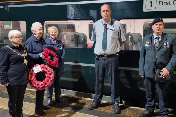 A short stop in Liskeard to pick up poppy wreaths destined for the war memorial at platform 1 at Paddington Station. (Picture: Terry Whitty)