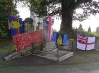 Botus Fleming service remembers war dead and current Ukraine conflict
