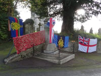 Botus Fleming service remembers war dead and current Ukraine conflict