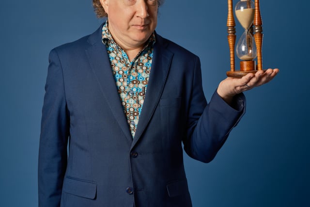 Satirical comedian to assess the state of planet earth in Launceston