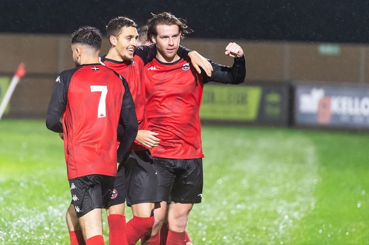 Truro City v Chesham Utd 23â11-24