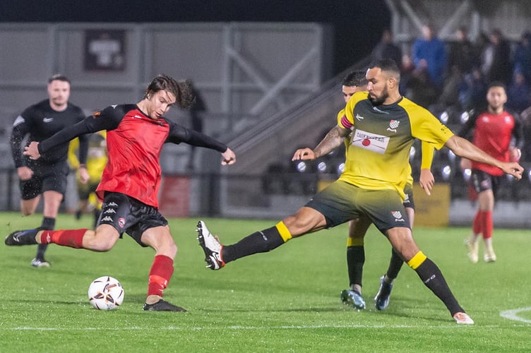 Tyler Harvey v Chesham United.