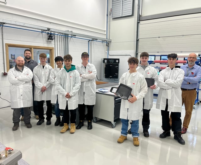 College launches bespoke Level 3 Composite Technician Apprenticeship