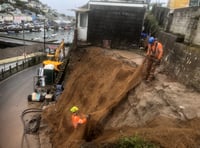 Grinch ousted as Looe set to begin Christmas celebrations ‘together’
