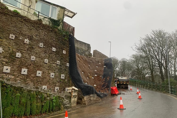 Works on the Polperro Road are largely complete with the scaffolding removed, and plans to reopen completely on Friday December 20. (Picture: Looe Town Council)