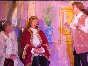 Looe Players put on quite the show with funny version of Cinderella