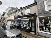 Property in heart of Liskeard town centre set to go under the hammer