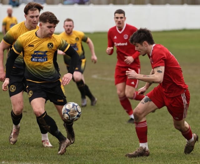 Hird and Hepworth keep Torpoint's fine form going