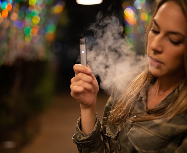 Website lets you share info about shops selling vapes to children