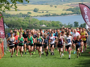 Local artist to design new medals for Saltash Half Marathon