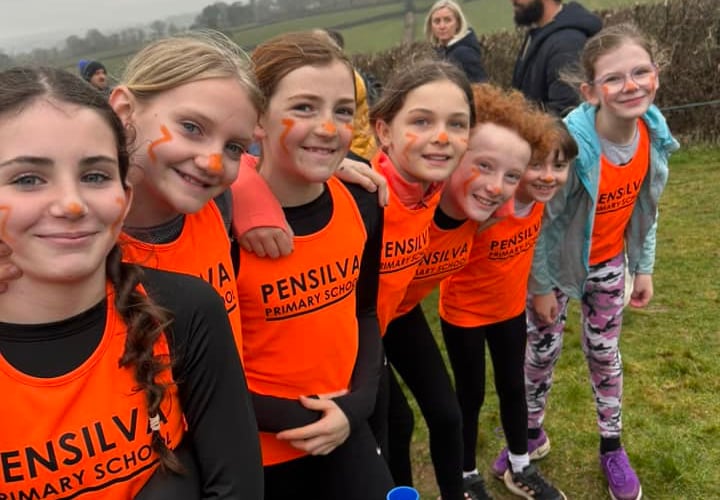 Year 5-6 girls from Pensilva Primary School are ready for their race