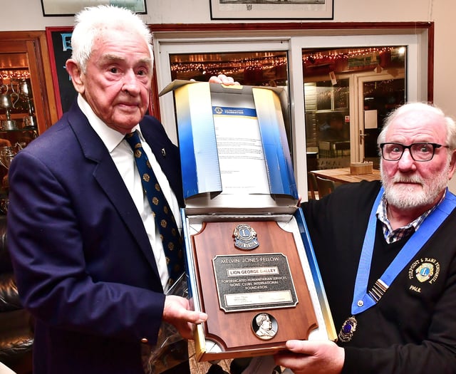 Long standing Lion presented with award for his efforts