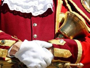 Hear ye! Looe needs a new town crier