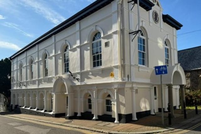 Three spots available for co-option onto local Town Council