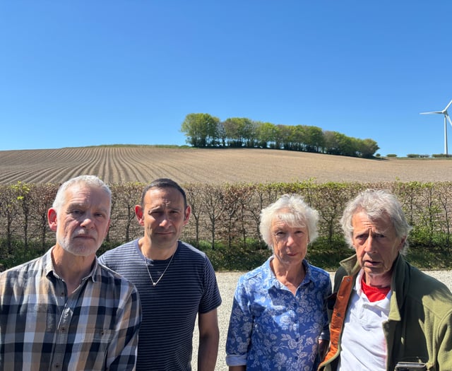 ‘Shove your solar farm where the sun don’t shine’ say angry residents