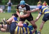 Much-changed Ashes beaten late on at Newton Abbot