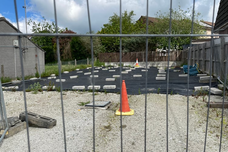 The site on Queen's Crescent is an empty plot of land, previously overgrown between properties. (Picture: Aaron Greenaway/Tindle)