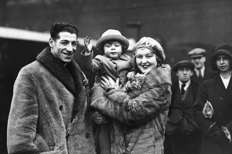 Len, Flo and Leonard Terence Harvey circa 1930