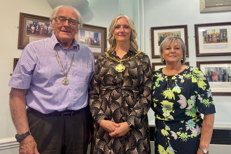 Cllr Brian Stoyle (new Saltash deputy mayor), Cllr Rachel Bullock (Saltash mayor) and Cllr Julia Peggs (former Saltash mayor). Picture: Cornish Times