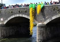 Tickets now available for Looe's annual Duck Race