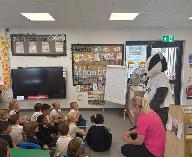 Supervised toothbrushing contract extended to all primary schools 