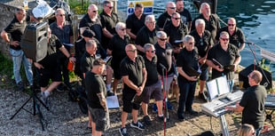 Live music rings around heritage harbour