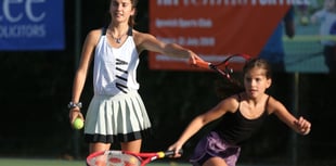 Town council sets up free tennis sessions for all