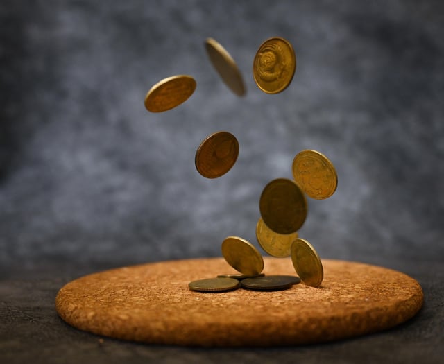 Residents to join historic Hot Pennies tradition – with a splash!