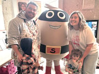 Thousands of children enjoy books festival