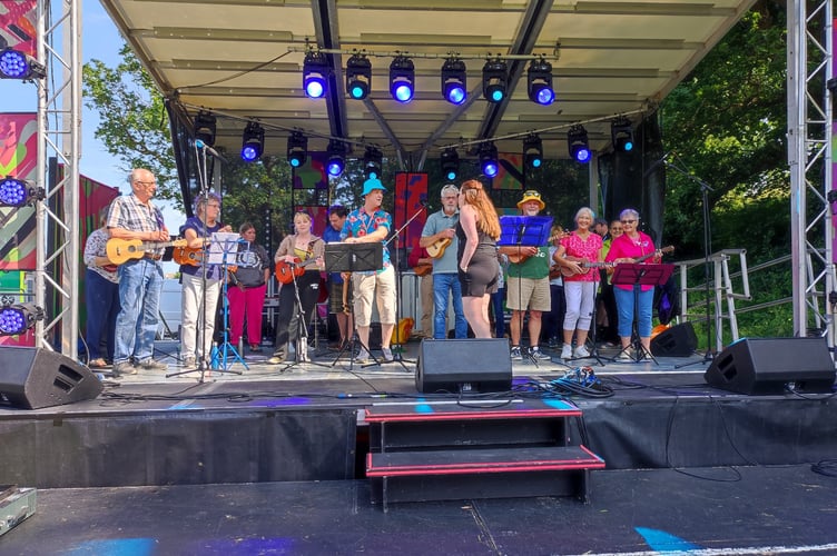 The festival’s heart was its impressive stage, fully equipped with lighting and sound