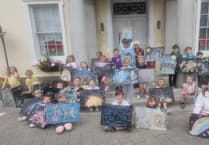 Mayor wowed by talent in Liskeard’s chalk art challenge