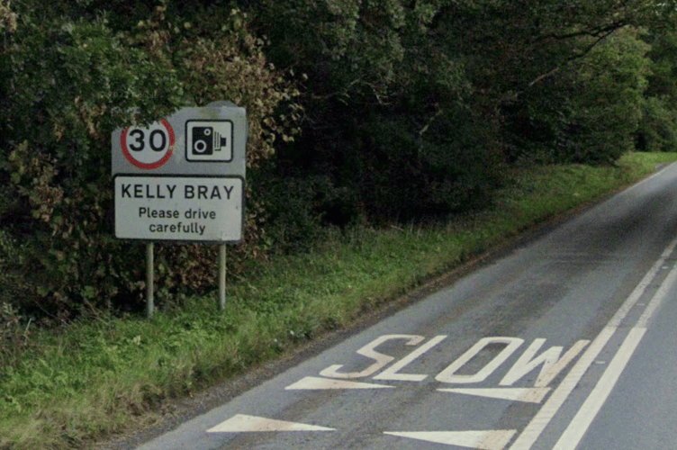 Kelly Bray Sign