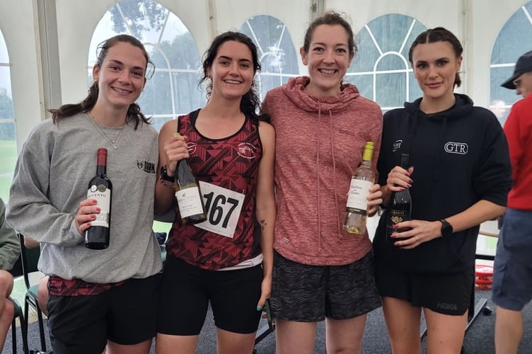Tamar Trotters Relay Ladies.