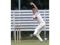 Tight at the top as leading four all secure league victories