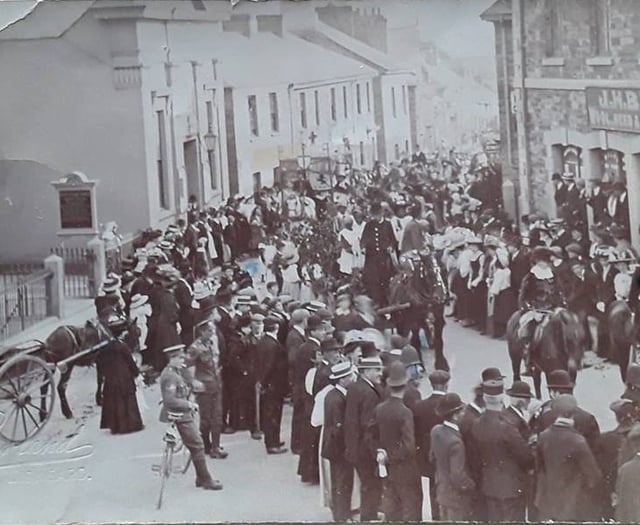 Times Past: The Windsor place cut