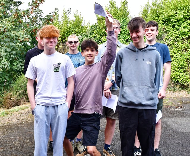 Headteacher praises determination and resilience of Torpoint students