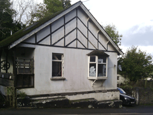Planning: Council refuses replacement of workshop and windows 