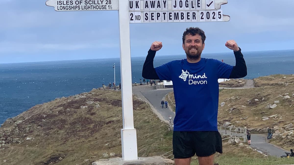 Postman’s Epic Run from John O’Groats to Land’s End Boosts Mental Health Charity