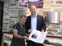 Bus stop chat leads to heartwarming reunion with Hong Kong history