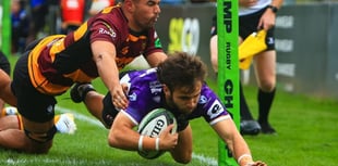 Cornish Pirates pick up bonus point in defeat at Ampthill