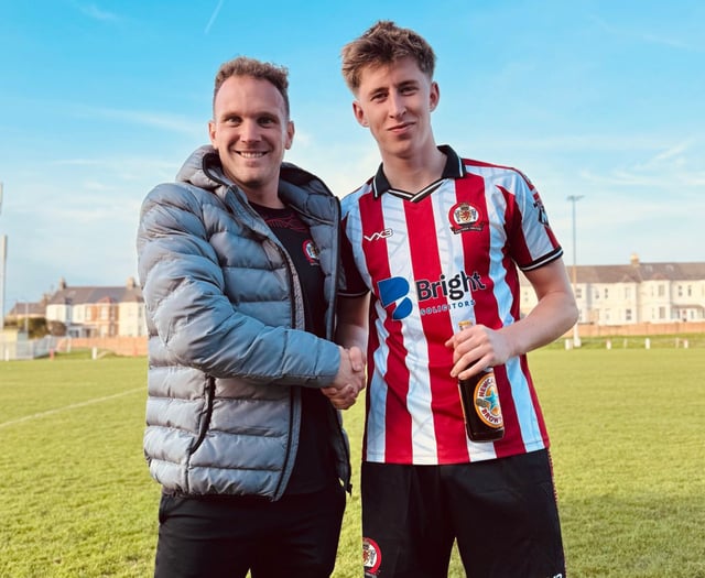 High-flying Ashes hold on in seven-goal thriller against Oldland