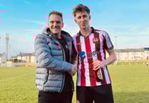 High-flying Ashes hold on in seven-goal thriller against Oldland