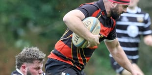 Gillbard's brace helps Lions to third straight league victory 