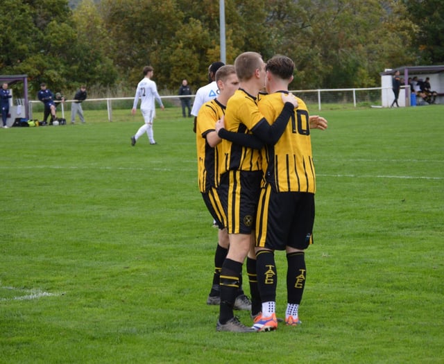 Leaders Torpoint set for Sidmouth test as quintet seek crucial points