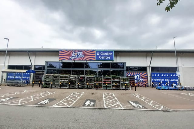 Teenager due in court after armed police incident at Liskeard store