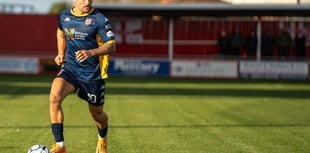 Newquay's excellent away form continues with comprehensive win