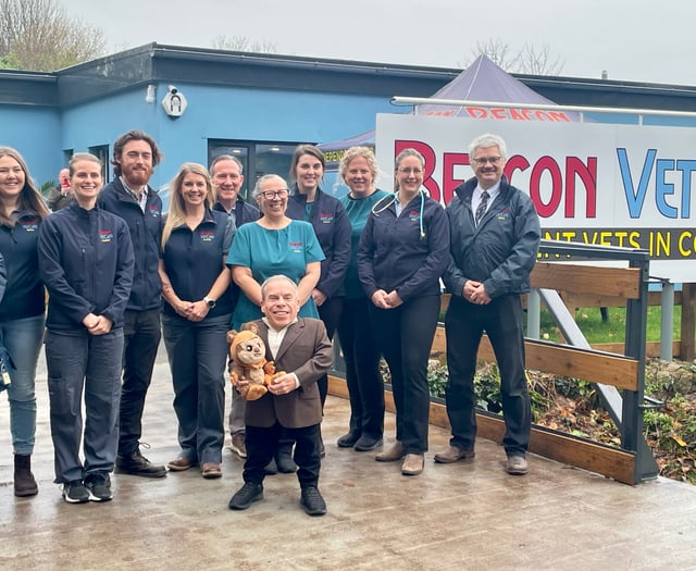 Hollywood meets Cornwall as celebrity opens new VetCare centre 