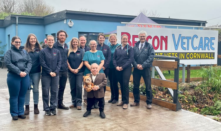 Actor and TV personality Warwick Davis was on hand to officially open the new Beacon VetCare facility in Par. (Picture: Cornish Times)